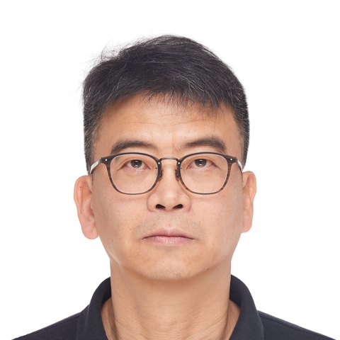 Dong Xia, Founder & Managing Director of XCrawl AI Solutions